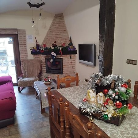 Vivienda Turistica El Caneco Tordesillas Buitenkant foto