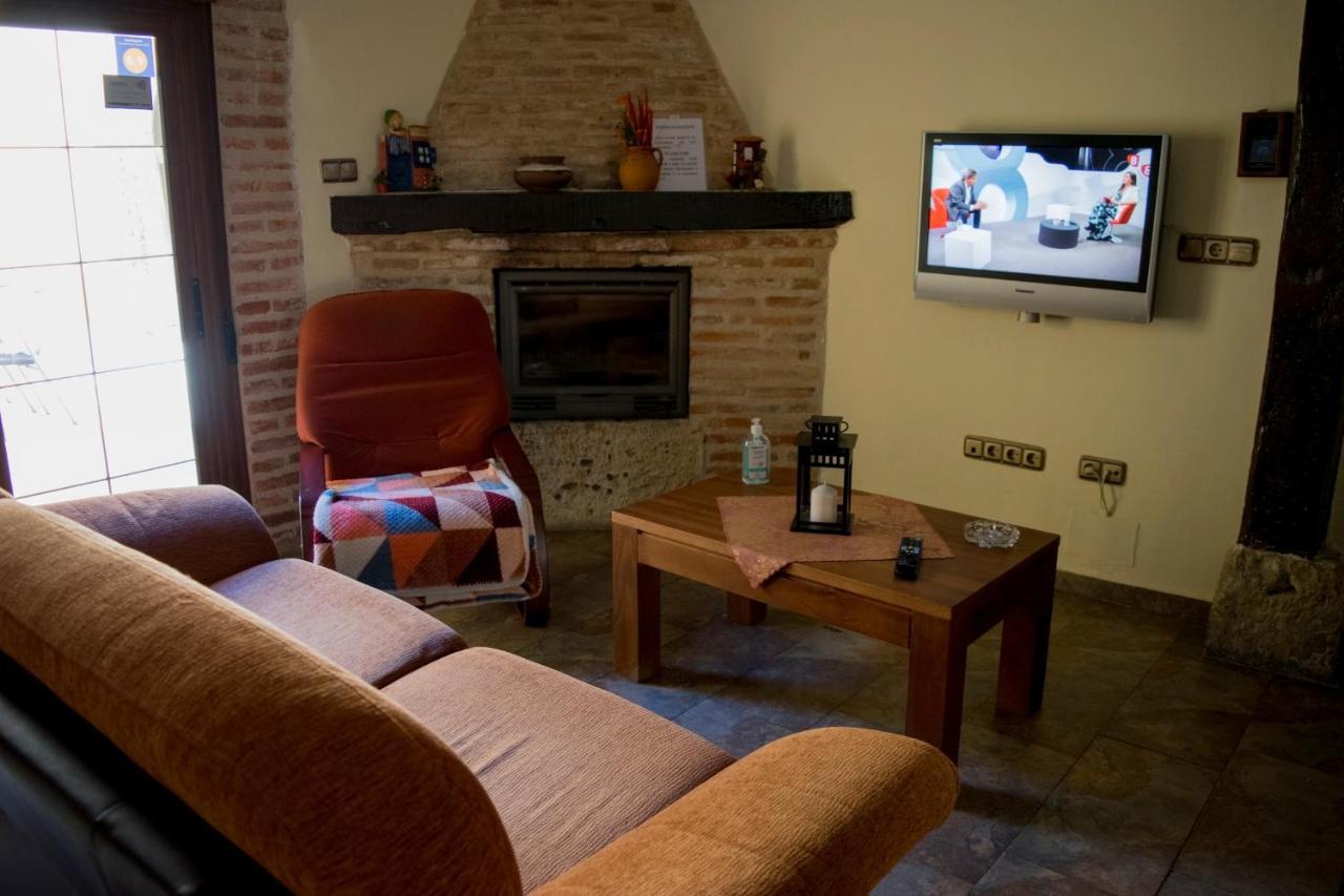 Vivienda Turistica El Caneco Tordesillas Buitenkant foto