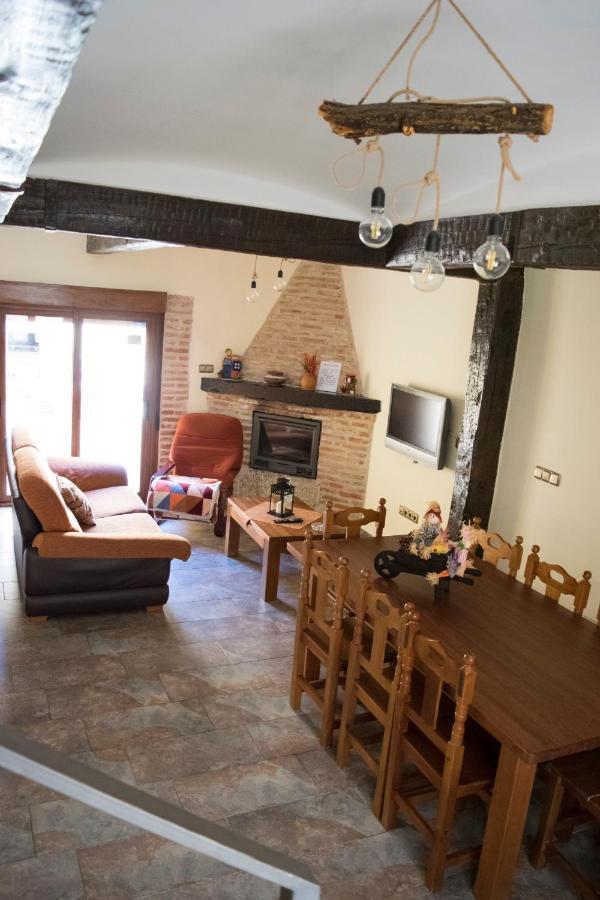 Vivienda Turistica El Caneco Tordesillas Buitenkant foto