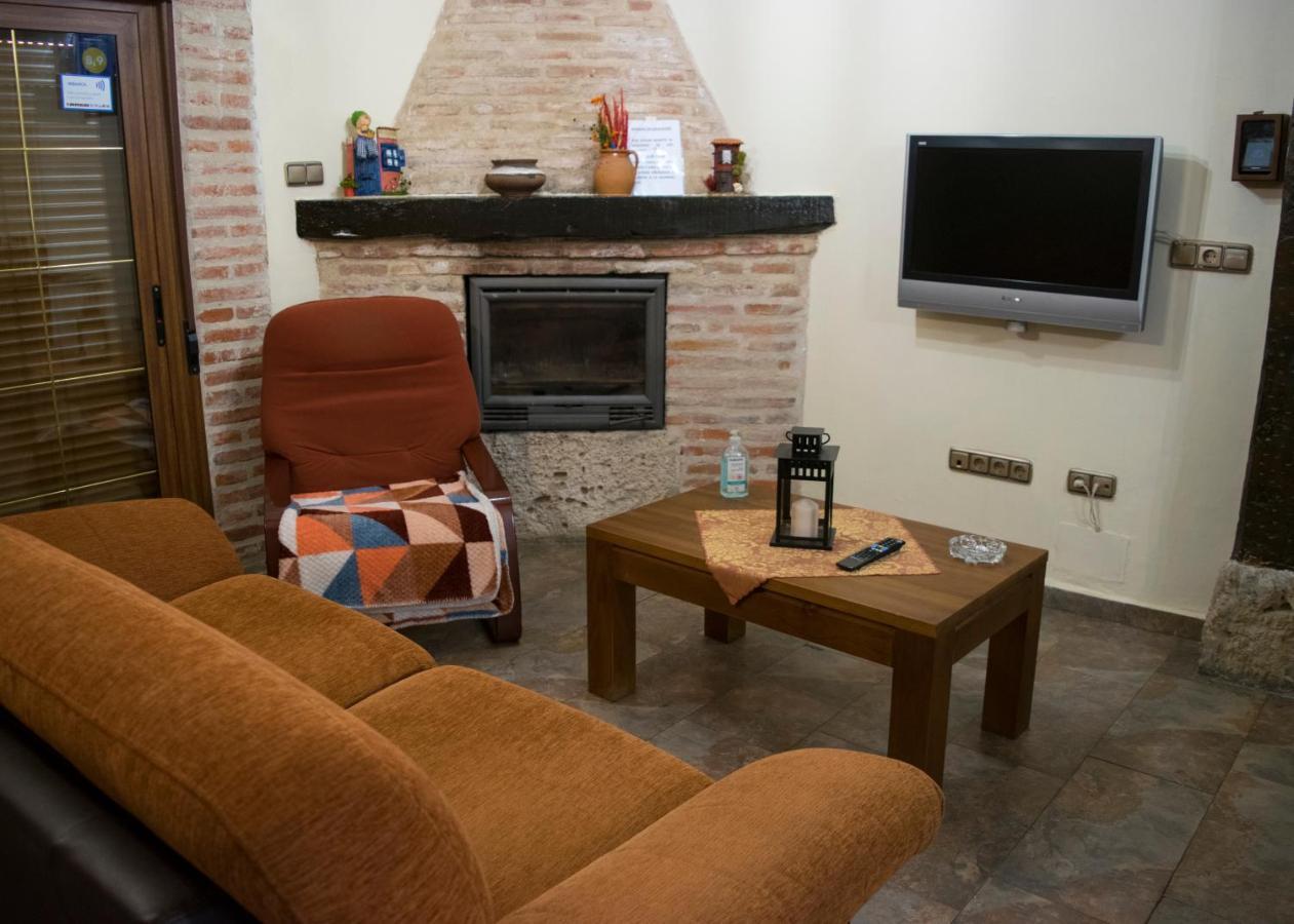 Vivienda Turistica El Caneco Tordesillas Buitenkant foto