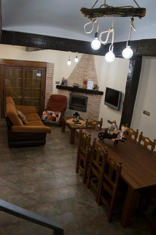 Vivienda Turistica El Caneco Tordesillas Buitenkant foto