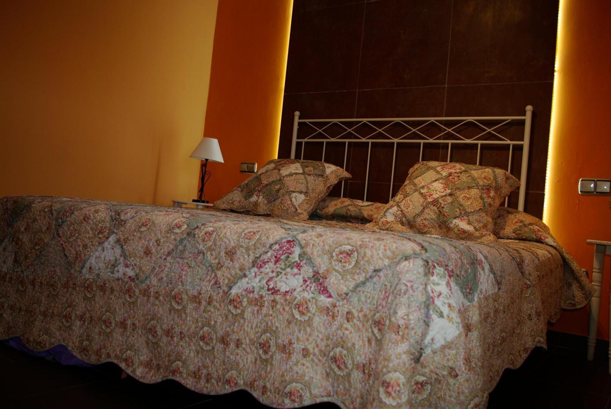 Vivienda Turistica El Caneco Tordesillas Kamer foto